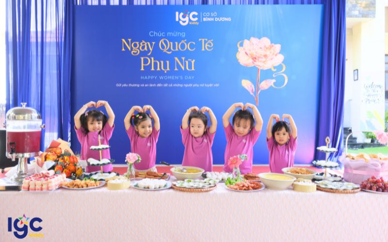 NHÌN LẠI NHỮNG KHOẢNH KHẮC ĐÁNG NHỚ TRONG NGÀY QUỐC TẾ PHỤ NỮ