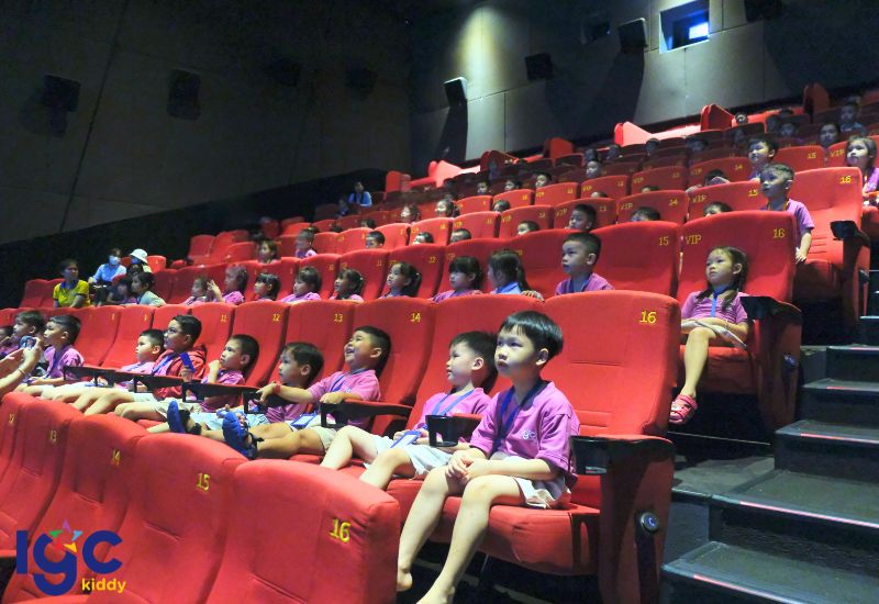 DÃ NGOẠI RẠP CHIẾU PHIM – MỘT NGÀY “WOW” HẾT CỠ CÙNG IGC KIDDY BÌNH DƯƠNG