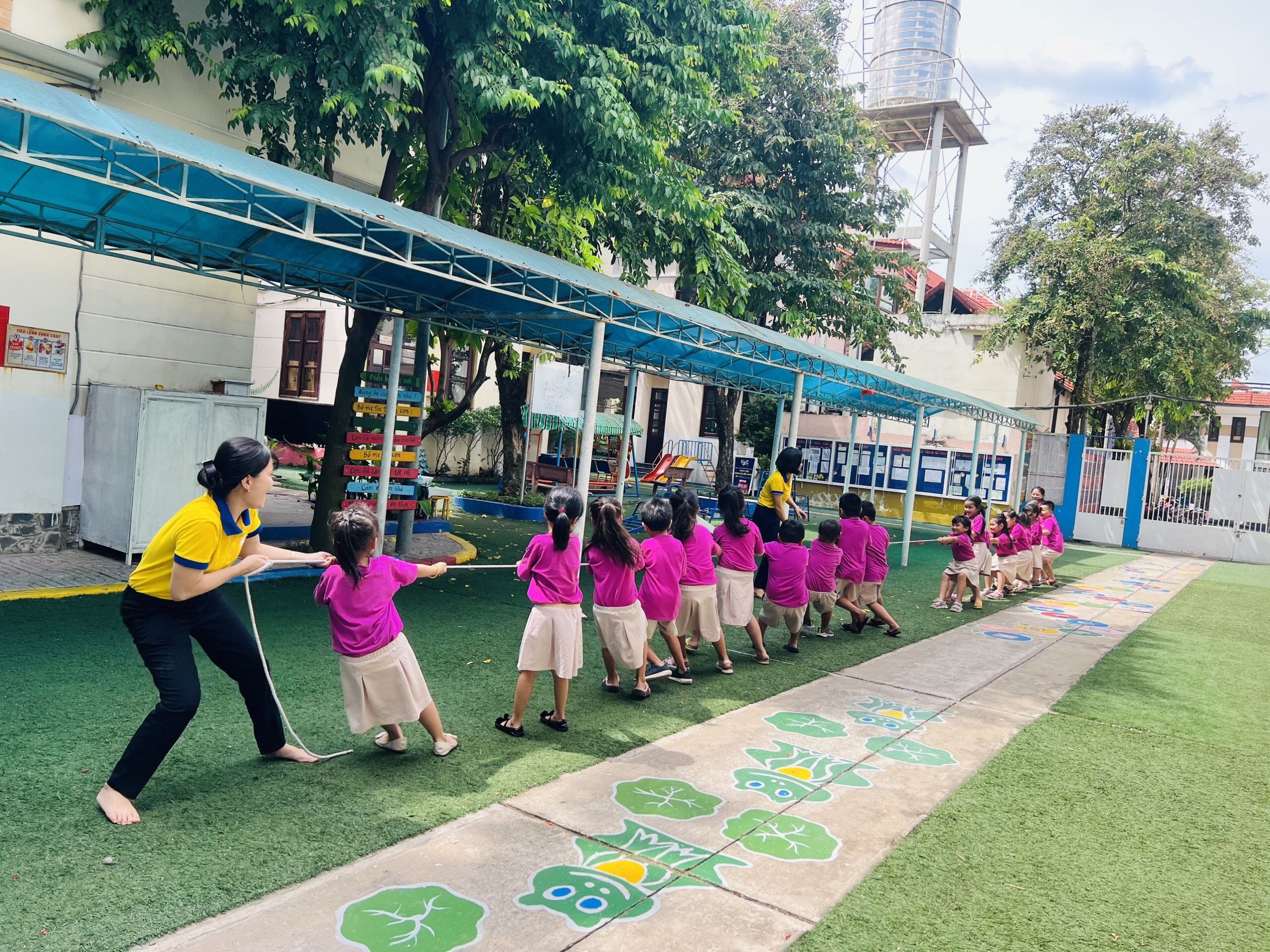 5. Hoạt động chơi