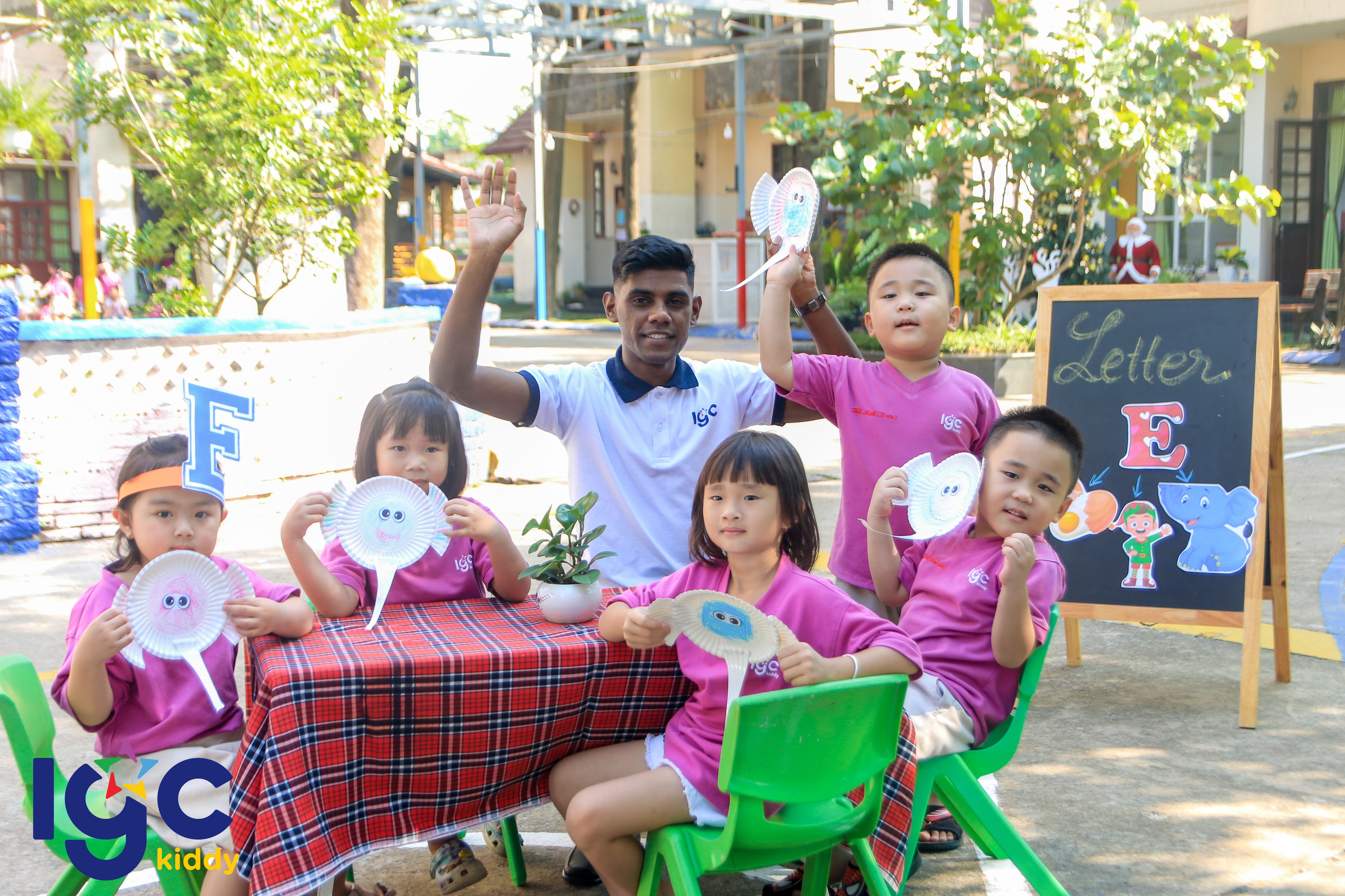 HỌC NGỮ ÂM “E” CÙNG TEACHER JOEL