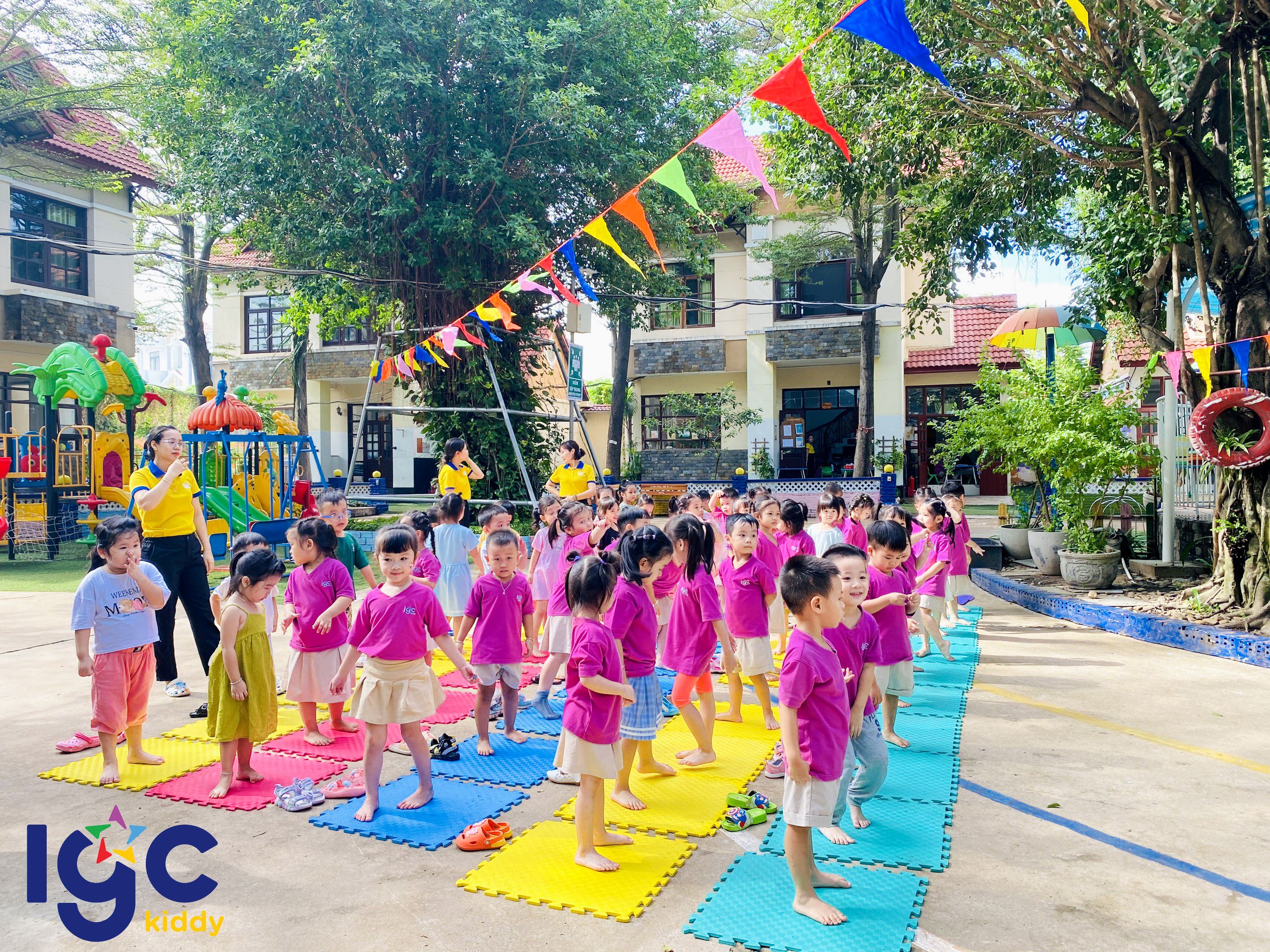 HỘI THI CON ĐÃ LỚN KHÔN